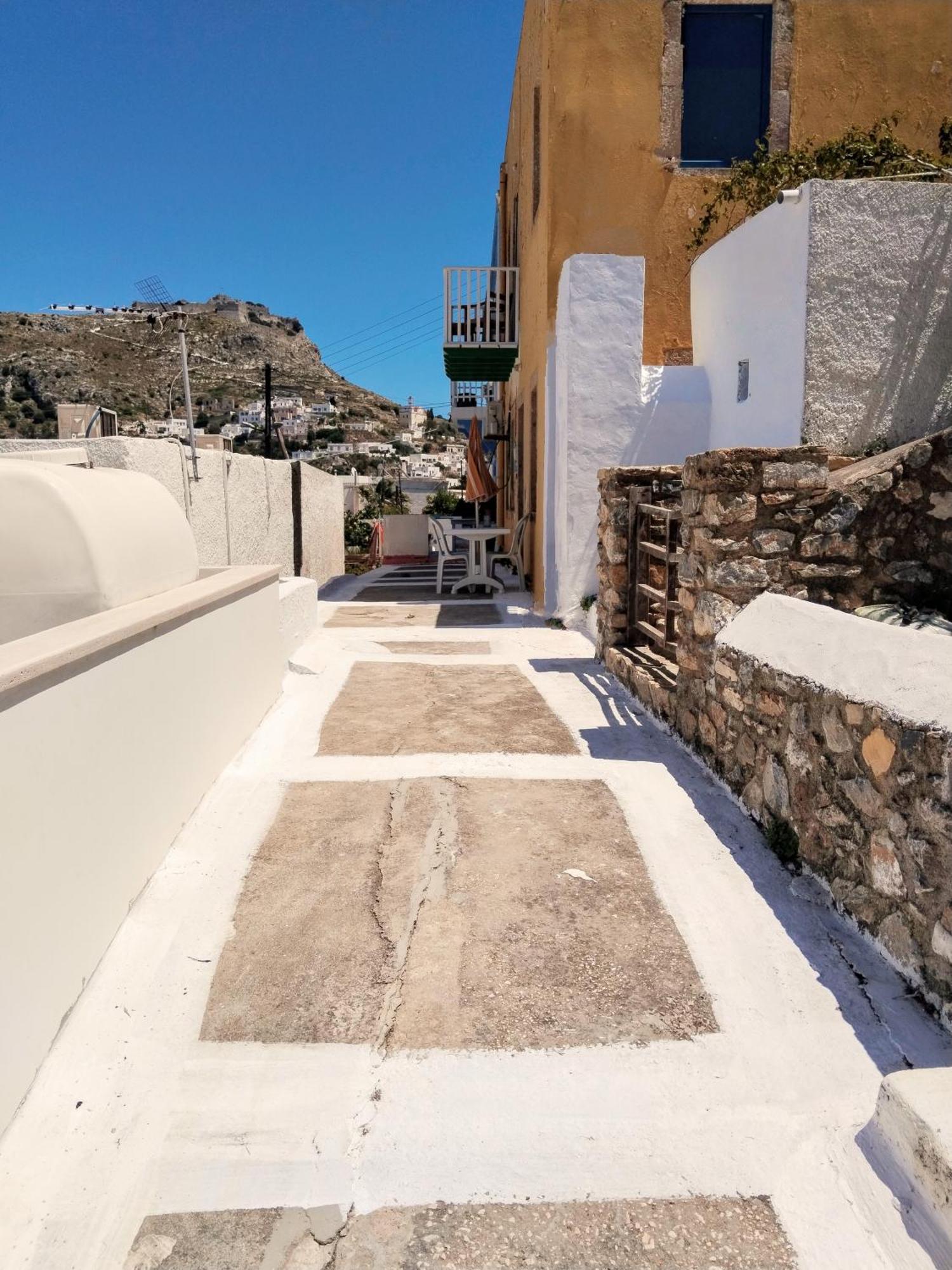 Villa Elegeo Rockhouse Agia Marina  Exterior foto